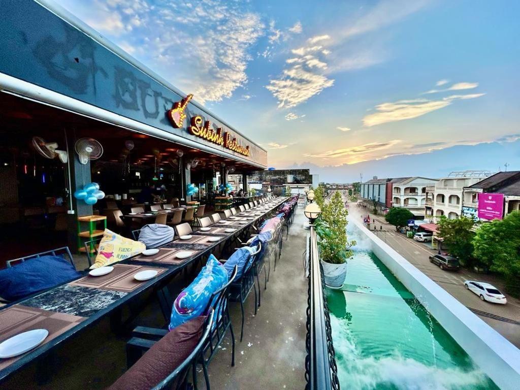 Subinh Hotel And Restaurant Pakxe Eksteriør billede